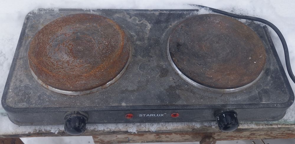 Продам электрическую плиту