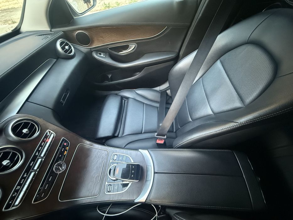 Mercedes c220 an 2015 170cp euro6