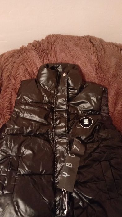 Продам новую безрукавку