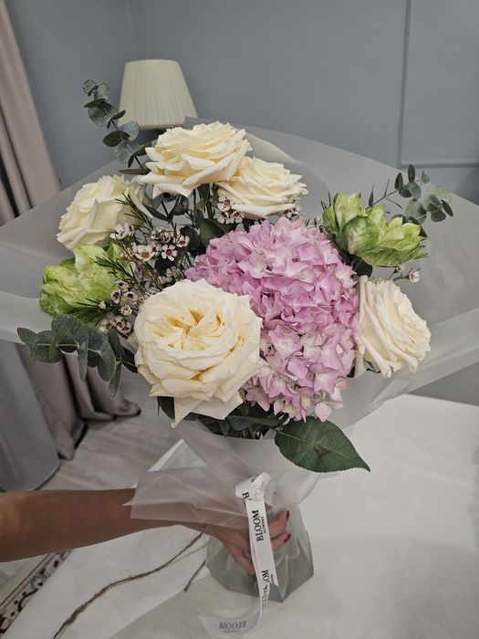 Цветы свежие срочно продаю