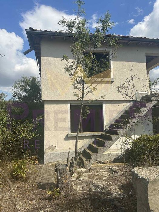 Къща в Варна, област-с.Венелин площ 64 цена 22000