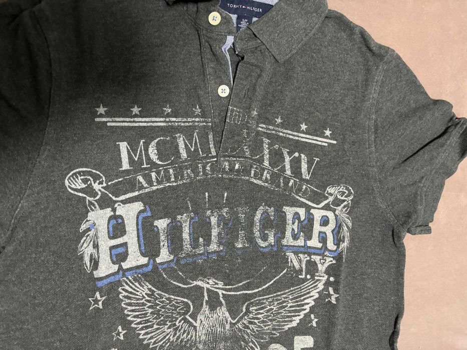 Tricou POLO Tommy Hilfiger/NASA Gri cu imprimeu , Marimea S (EUR36-38)