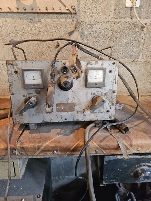 Лабораторный источник питания / выпрямитель СССР — рабочий