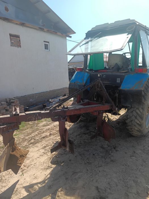 Вспашка .Полевые работы. Пахата.