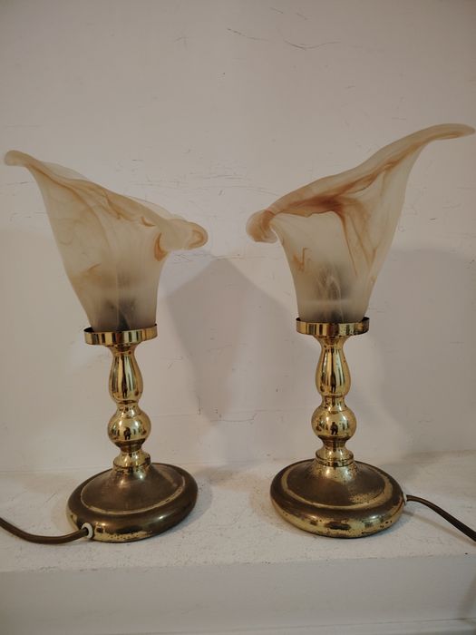 Pereche deosebita lămpi de masa Art Deco din alama masiva și abajur di