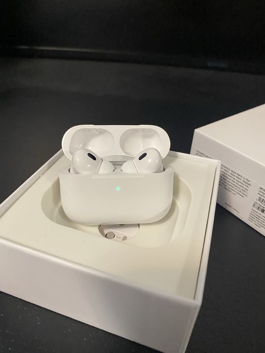 Apple AirPods Pro (2nd Generation)