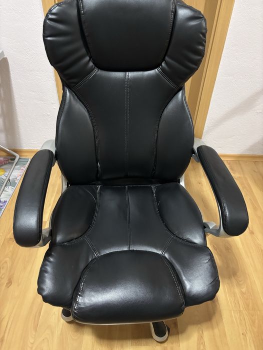 Офис стол в отлично състояние