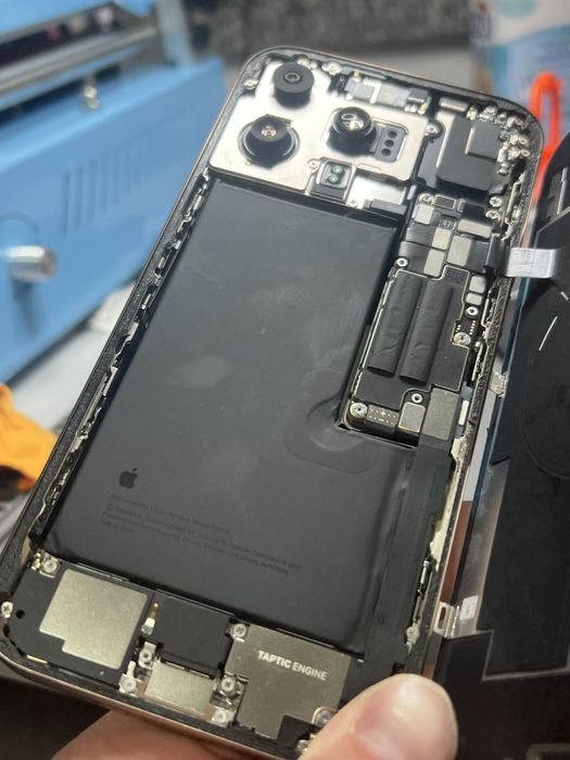 Baterie originala iPhone 16 pro max 100%