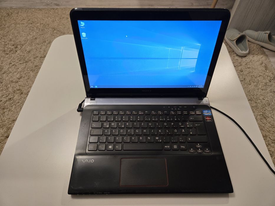 Laptop Sony Vaio SVE14 i3-3110m