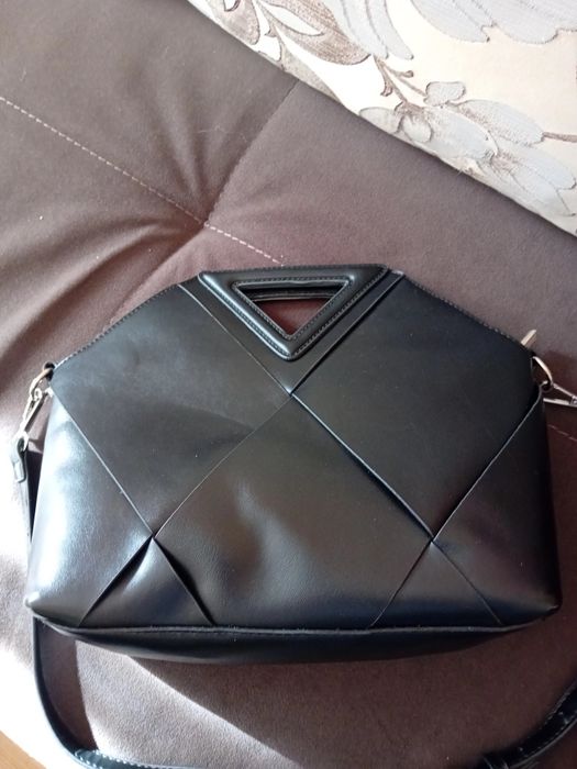 Няколко различни чанти