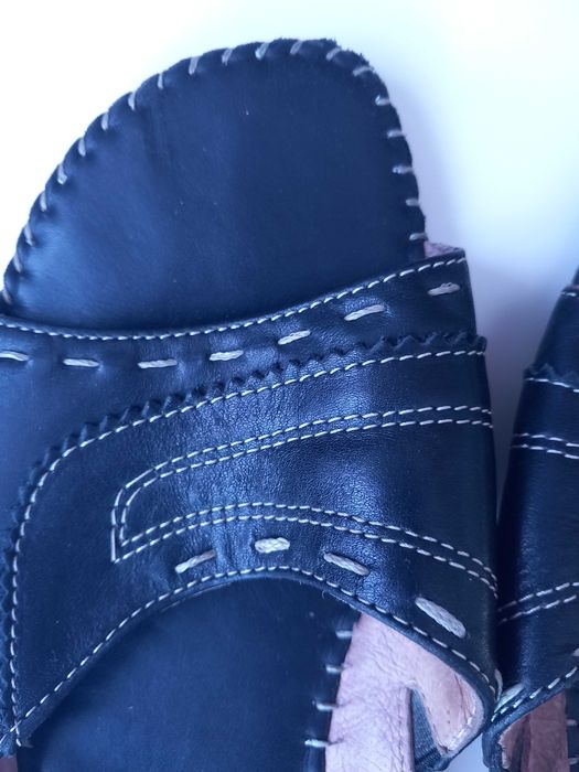 Дамски сандали и чехли