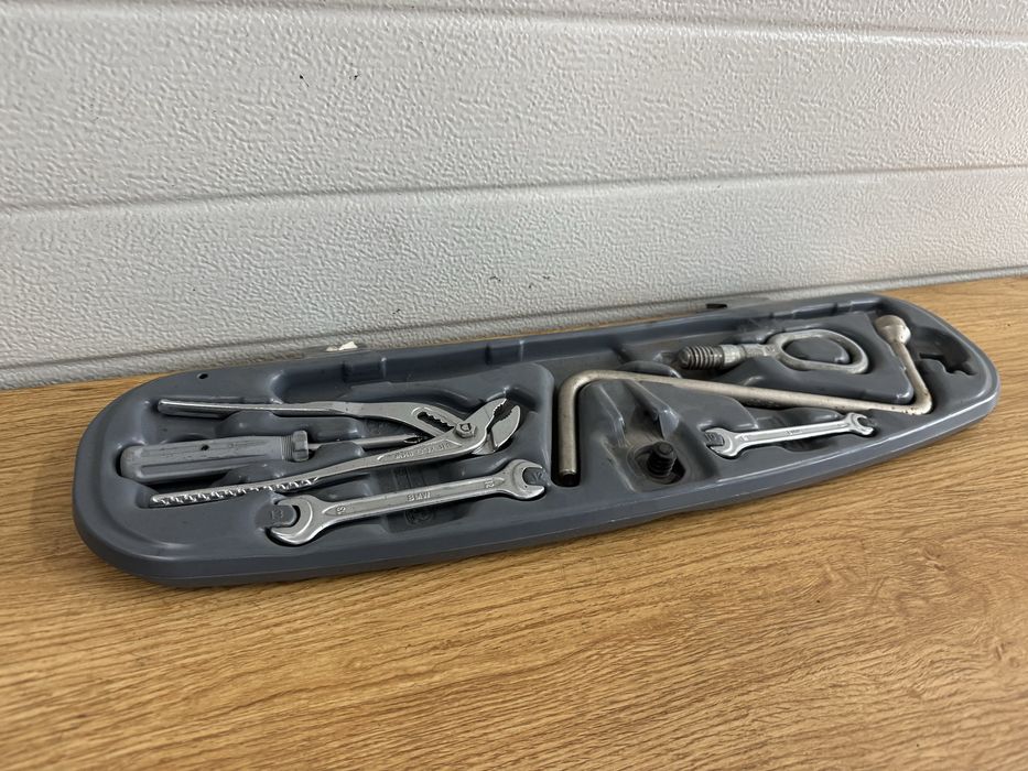 Оригинални инструменти бмв е46