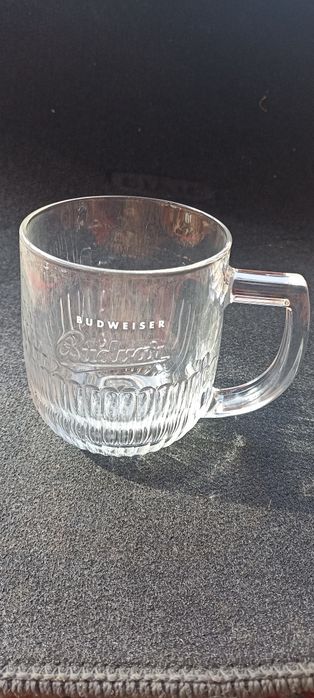 Пивные кружки  стаканы бокалы