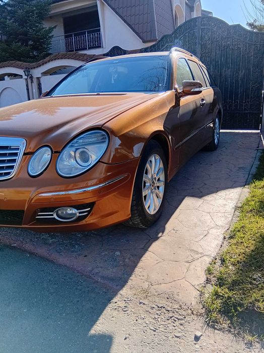MERCEDES E-class W211