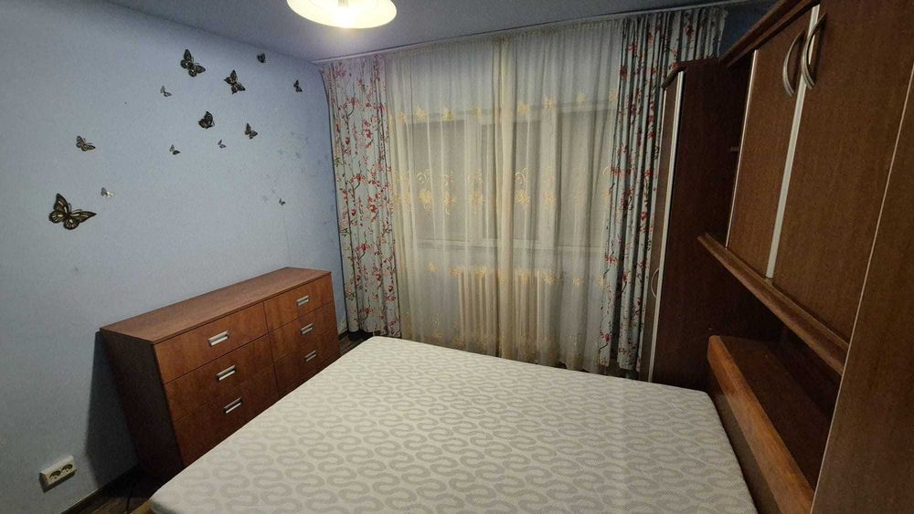 Inchiriez apartament doua camere in Arad -Micalaca zona 300
