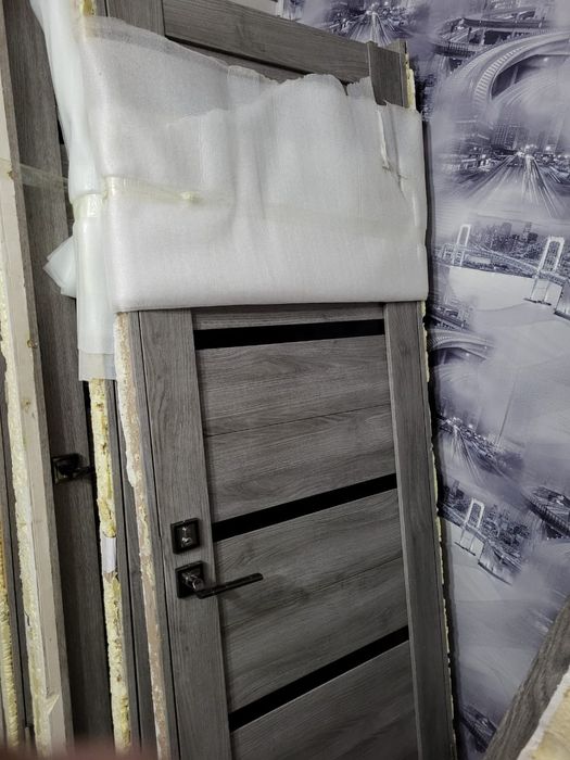 Продам Двери б/у