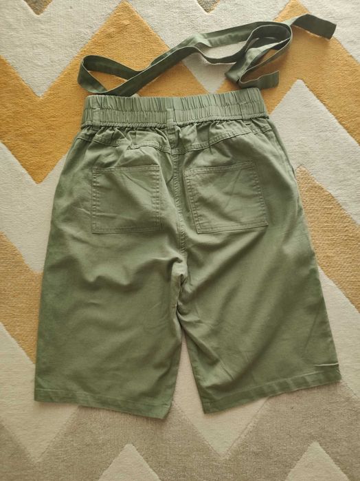 Pantaloni scurti (bermude) din in Bonprix 36 - oliv