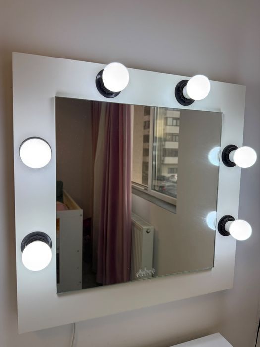 Oglinda make-up 6 becuri