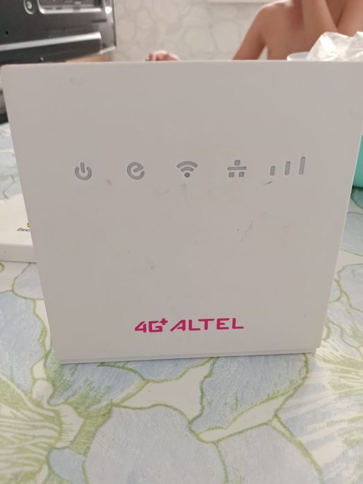 Продам интернет модемы билайн и теле2