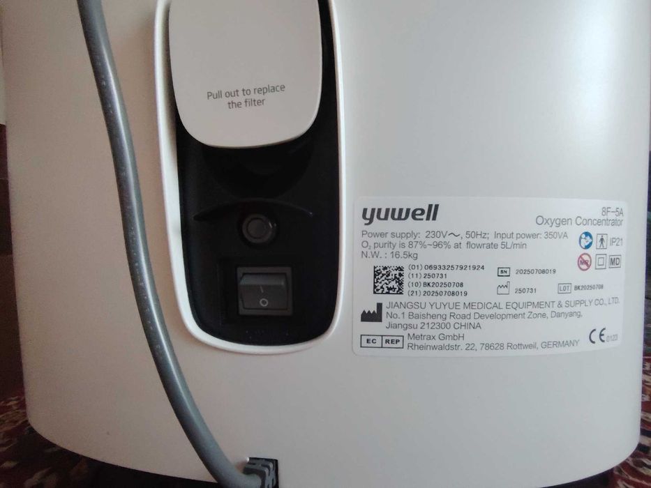 Vand concentrator de oxigen YuWell 8F-5A