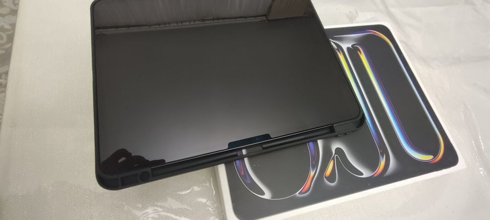 I Pad Pro 13 inch (M5)