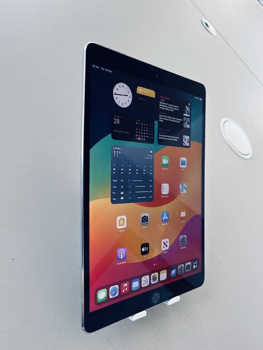 Apple iPad Pro 1gen A1701 10.5' 64GB WiFi / Space Gray + Kутия