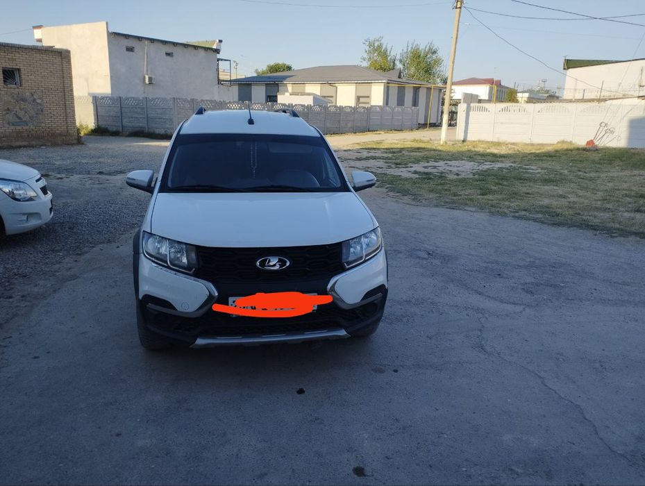 Lada Largus Cros yili 2021 probeg 3.5 krug