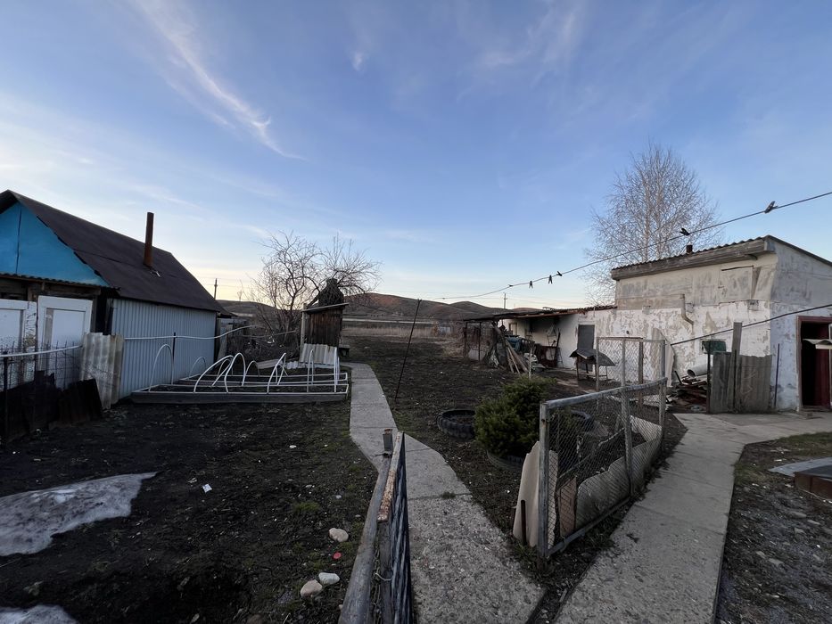 Продам до в п. Глубокое