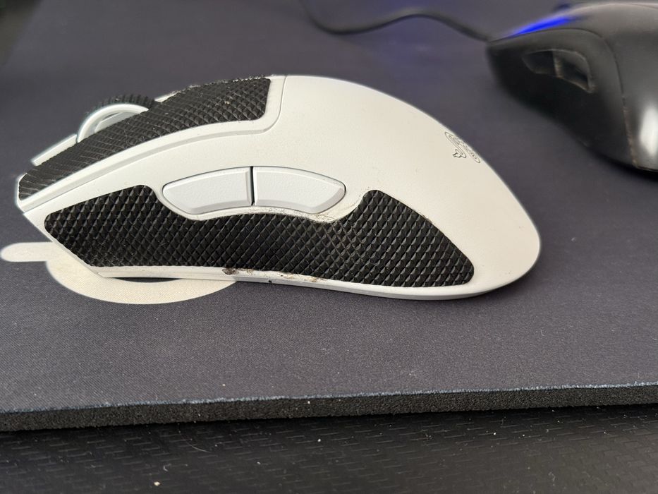 Razer DeathAdder v3 pro white
