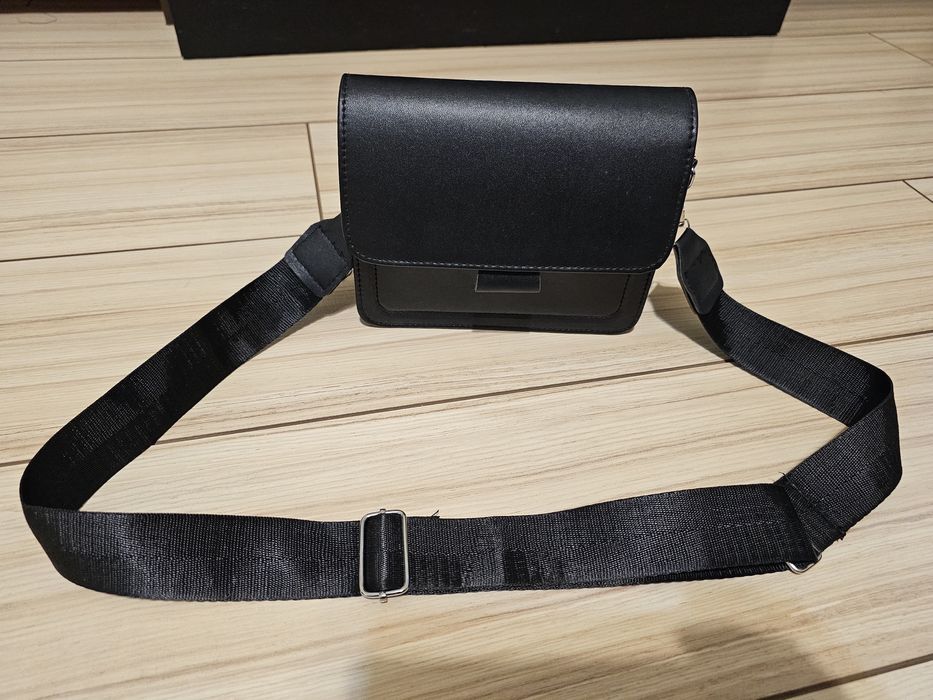 Комплект от две чанти за през рамо