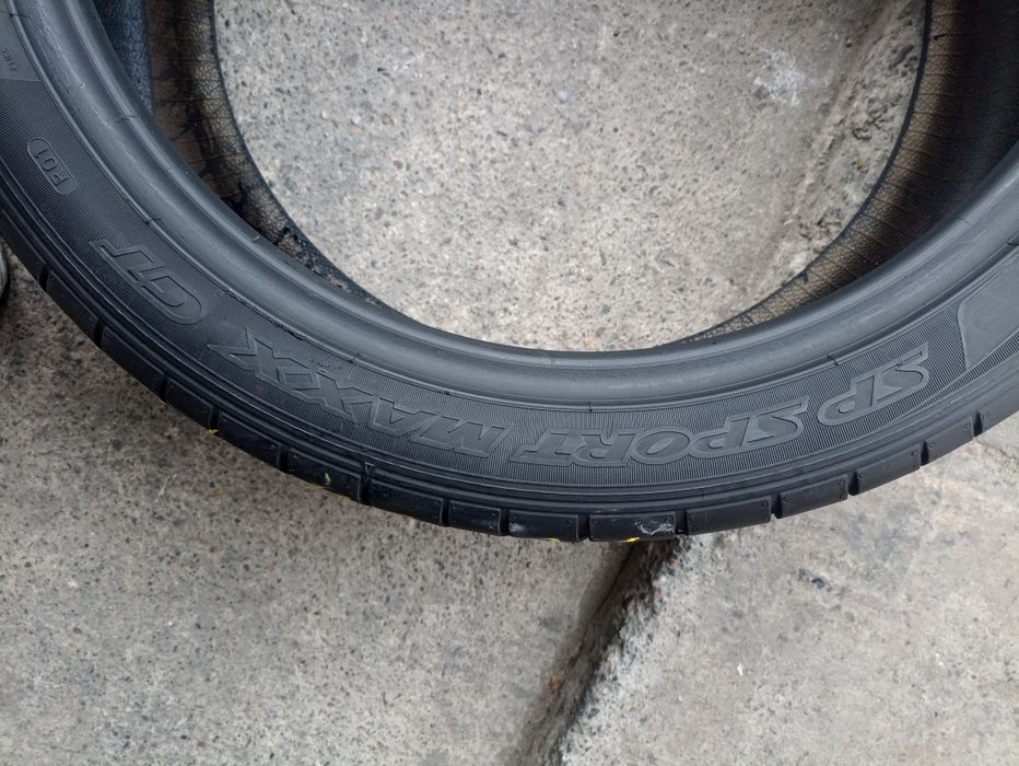 4 anvelope de vara Dunlop 255/40 R21 dot 1019