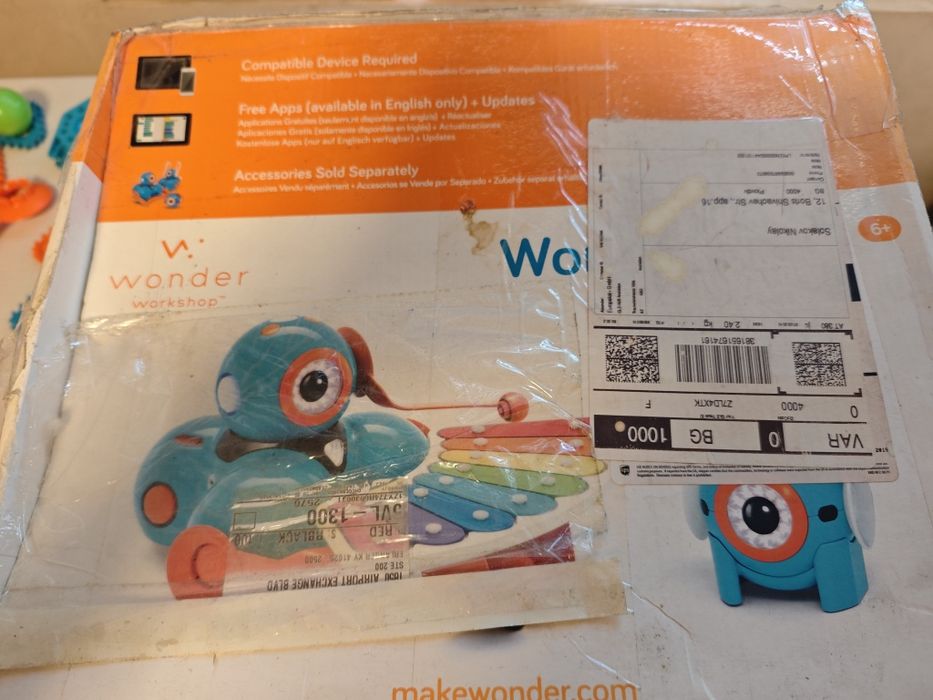 Роботи за прогрмиране Dash и Dot