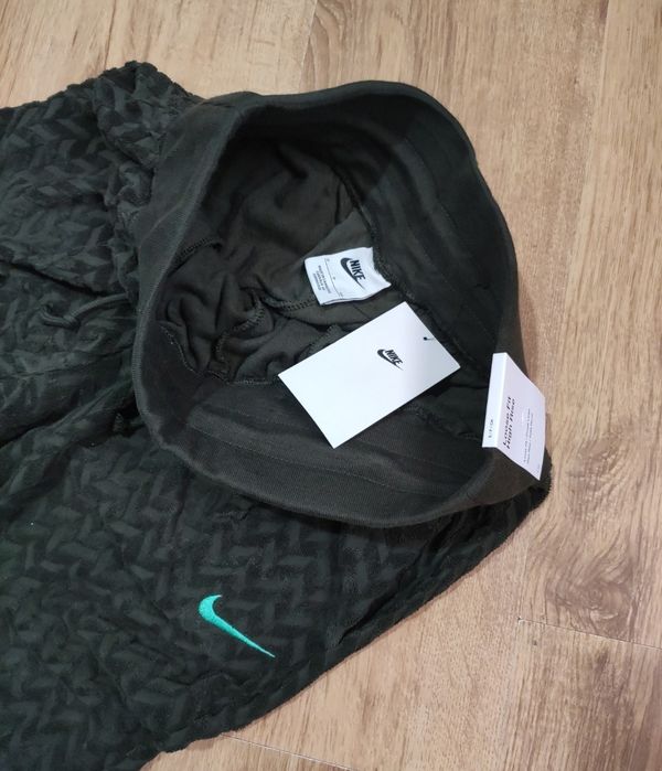 Pantaloni damă Nike mărimea S