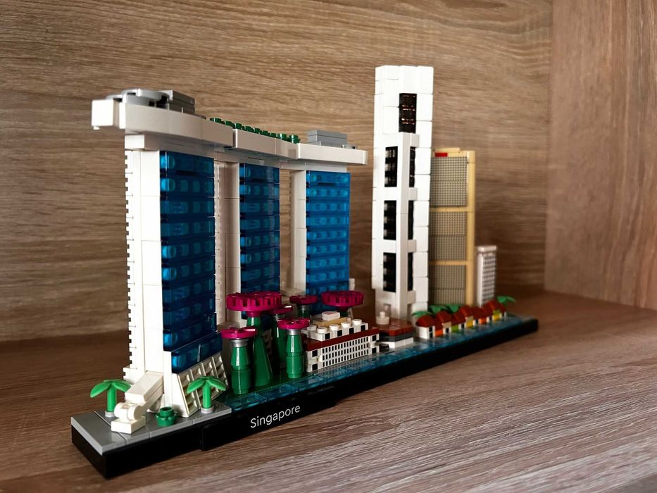 LEGO Architecture Singapore 21057, 827 piese