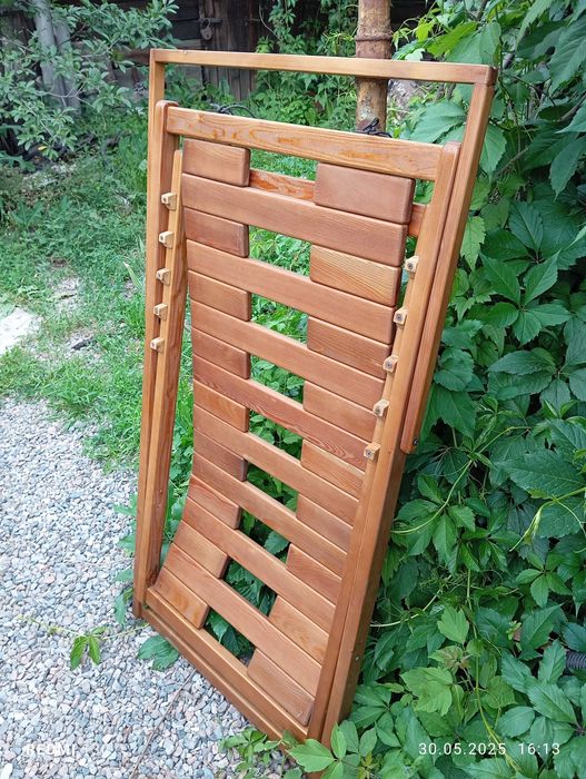 Кресло шезлонг дерево