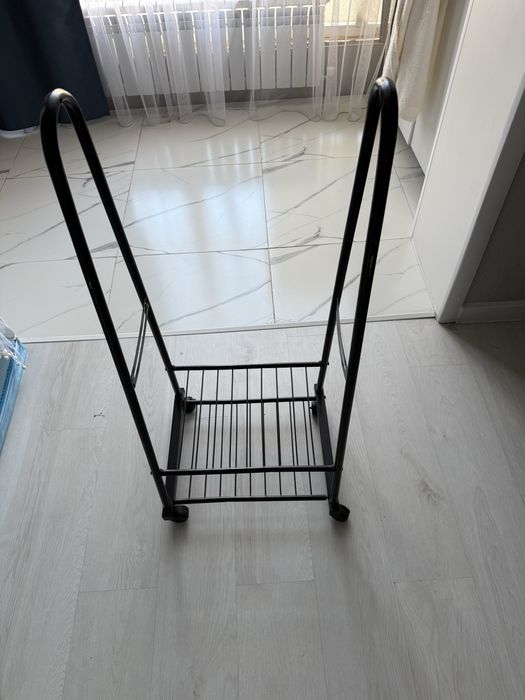 Продам напольное зеркало