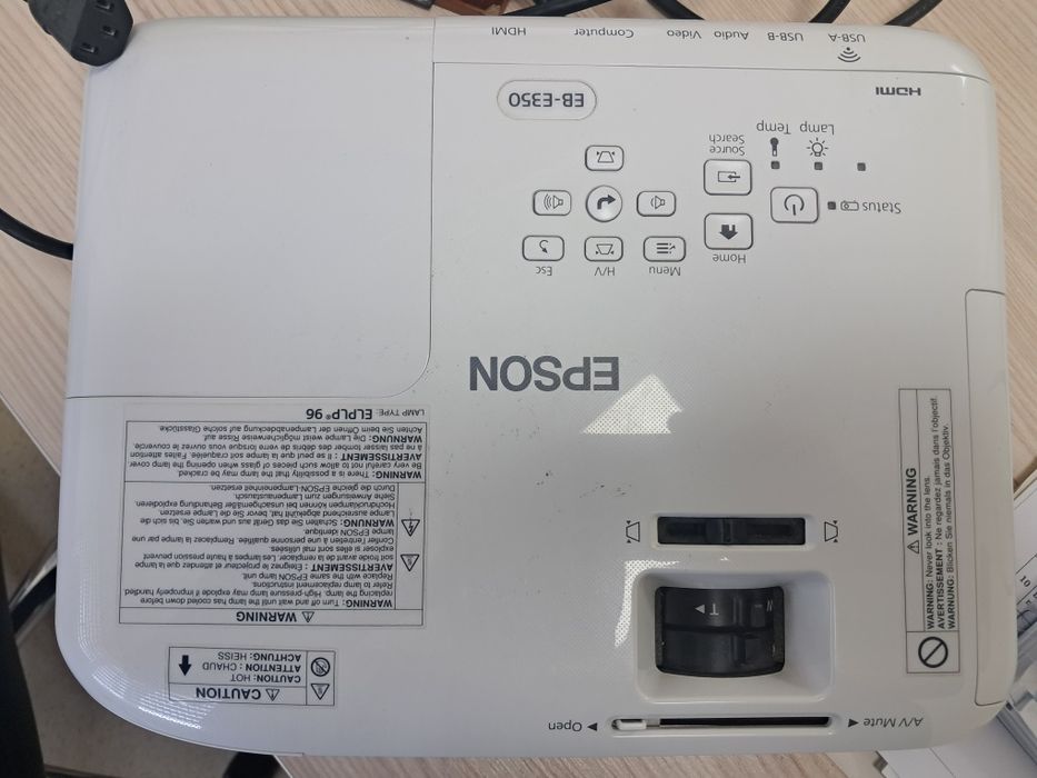 Продается проектор, в связи с отсутствием необходимости.