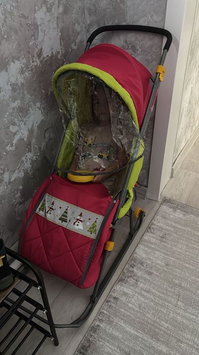 Продаеться саньки