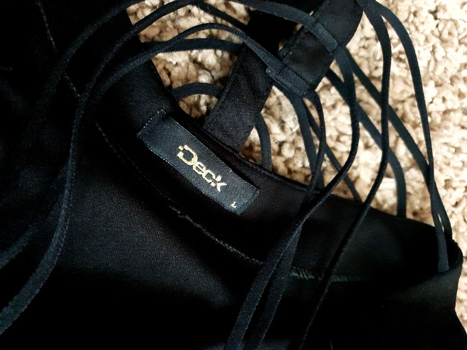 Rochita neagra bretele