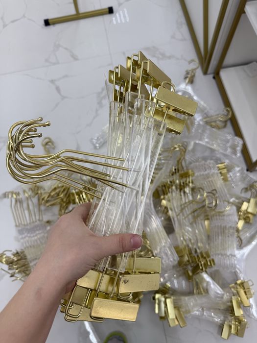 Вешалки для одежды