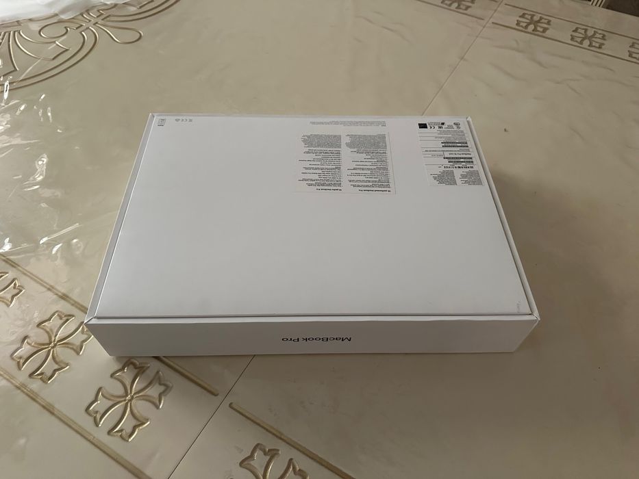 Макбук Pro 16 2019, 512гб ssd