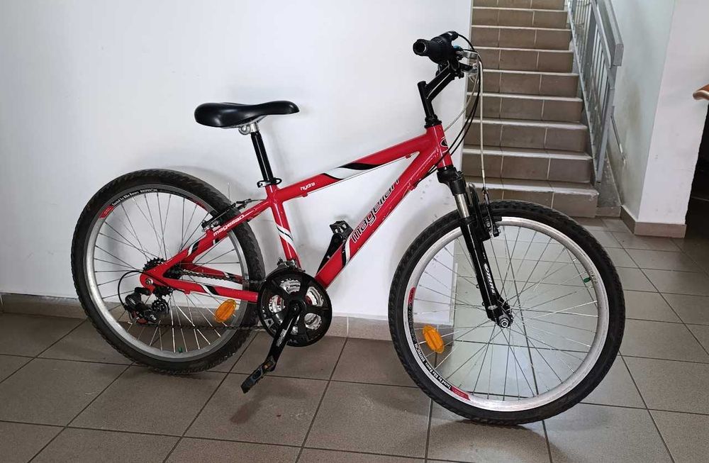 Bicicleta Magellan Hydra 24”