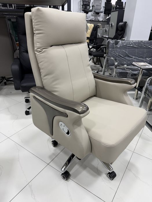 Офисное Кресло BOSS для Руководителей