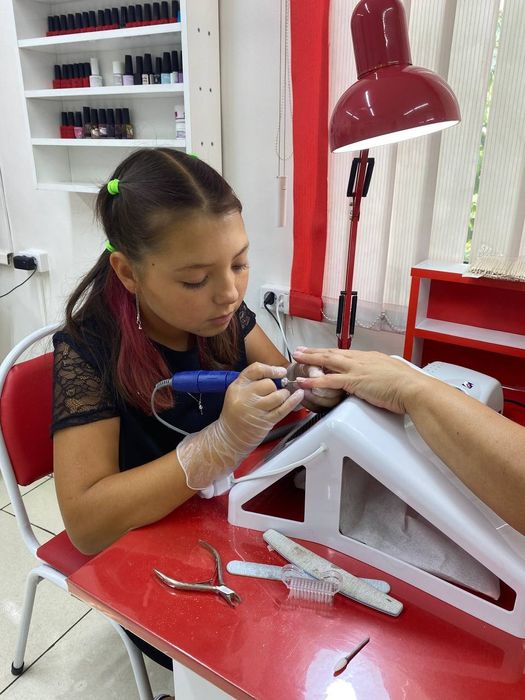 Курсы маникюра с нуля