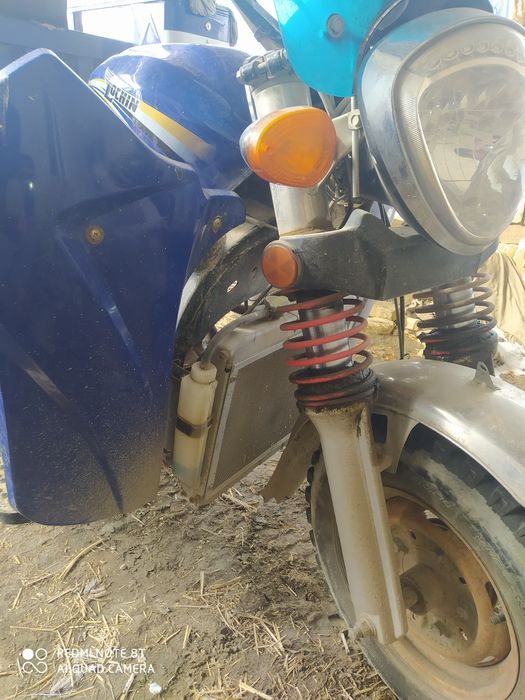 Lochin moto sotiladi