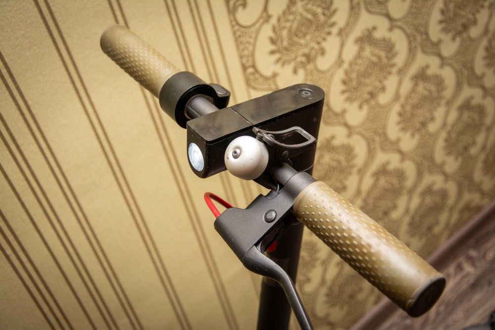 Электросамокат Xiaomi M365