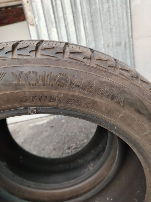 Продам шины 2 шт зима