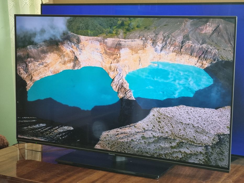 Smart / OLED Телевизор / Panasonic 48" - OLED / 4K / HDR10+ / 120Hz