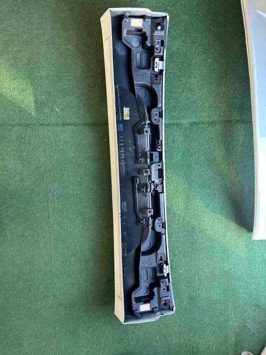 лайсна 5та врата Renault Clio комби 2013-2019 г. #084SA #085SA