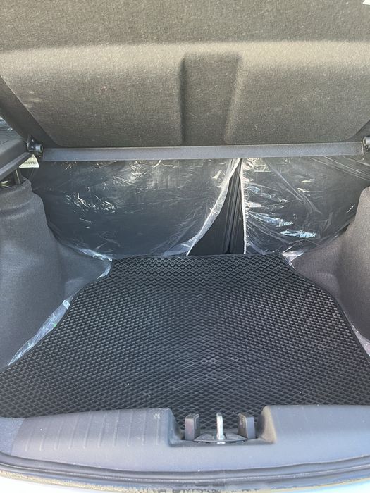 Продам авто машину черри